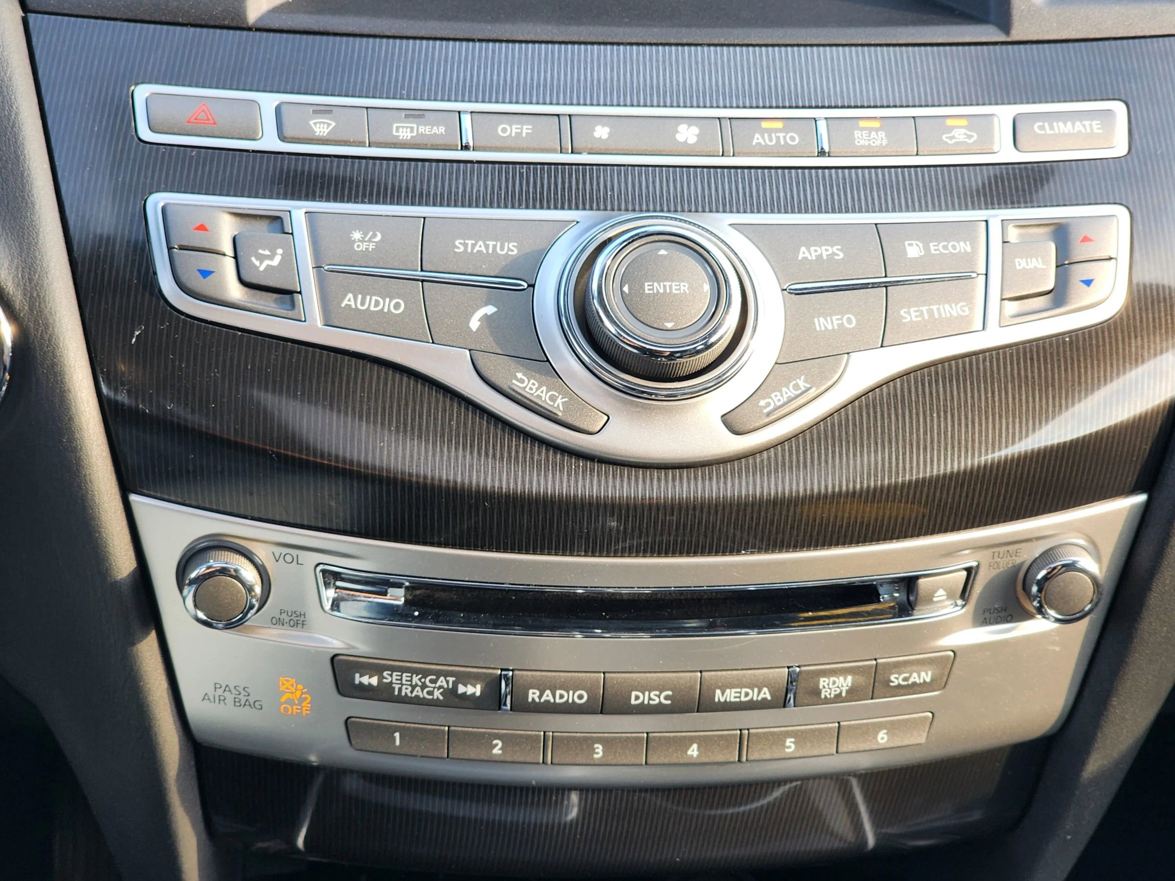 Used 2018 INFINITI QX60 Luxe AWD/4WD image 17
