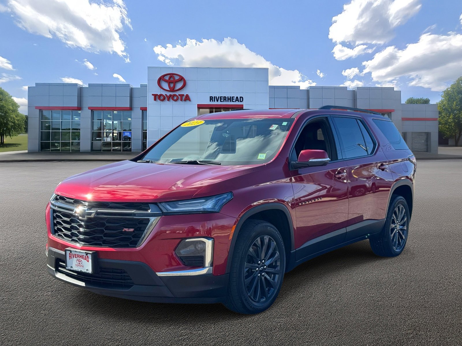 Used 2023 Chevrolet Traverse RS