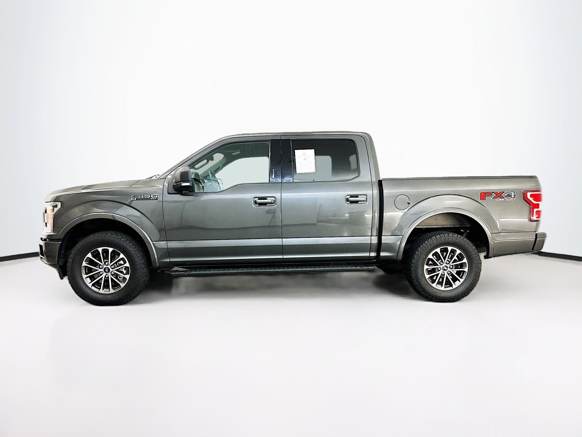 Used 2020 Ford F150 XLT w/ Equipment Group 302A Luxury image 4
