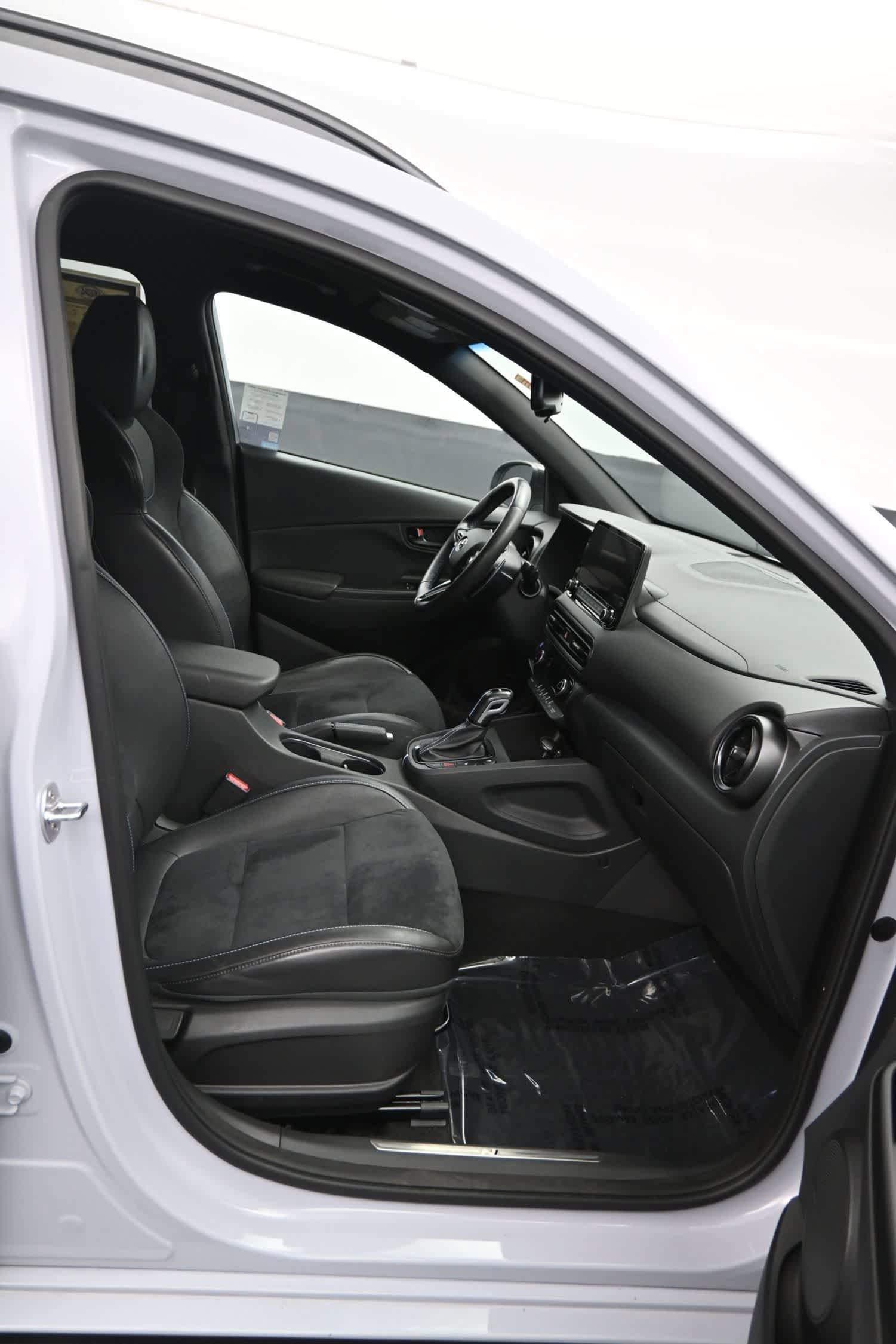 Used 2022 Hyundai Kona N FWD image 9