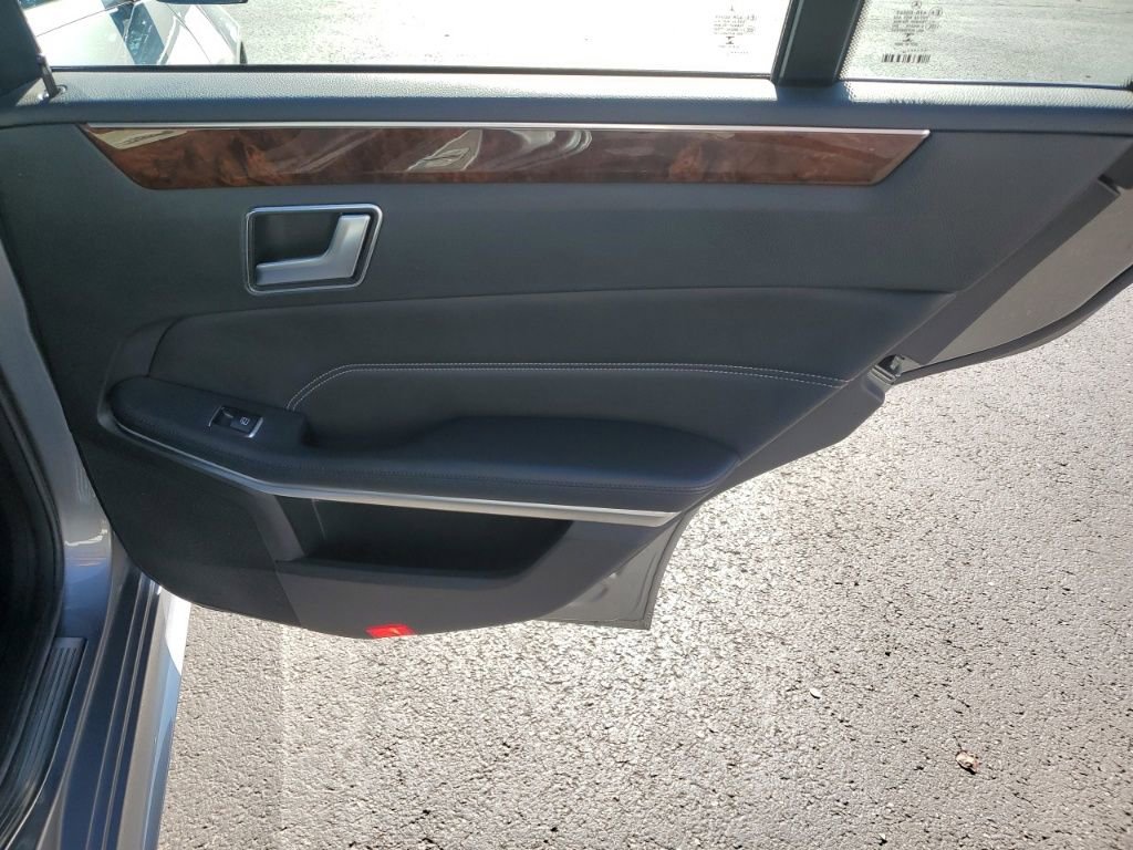 Used 2014 Mercedes-Benz E 350 E 350 image 30
