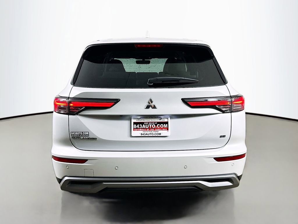 Used 2025 Mitsubishi Outlander SE FWD image 6