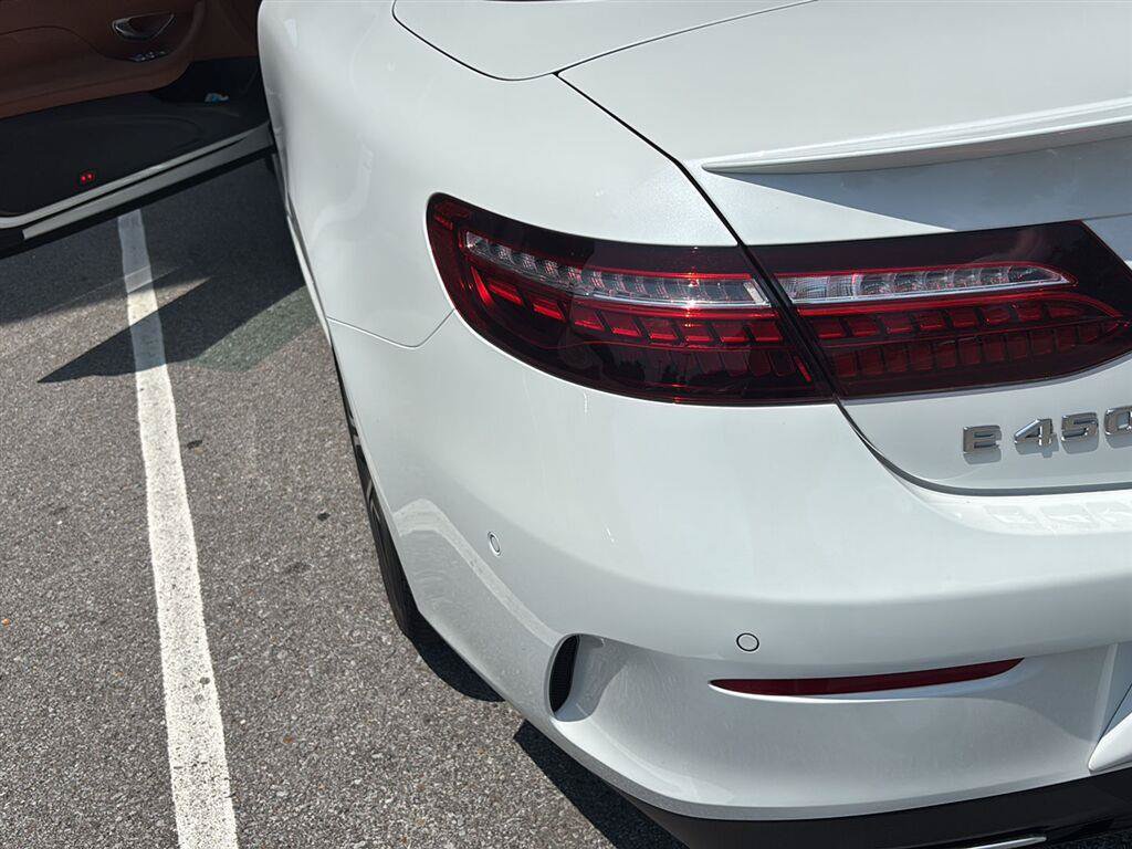Used 2023 Mercedes-Benz E 450 Cabriolet w/ AMG Line image 7
