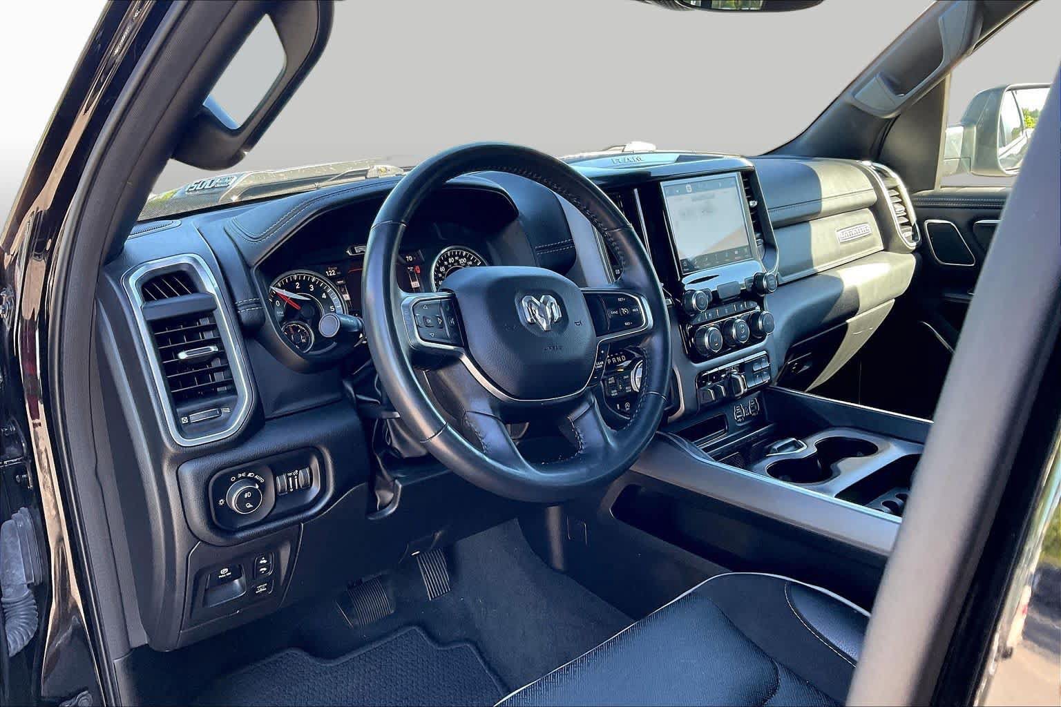 Used 2022 RAM 1500 Laramie AWD/4WD image 16