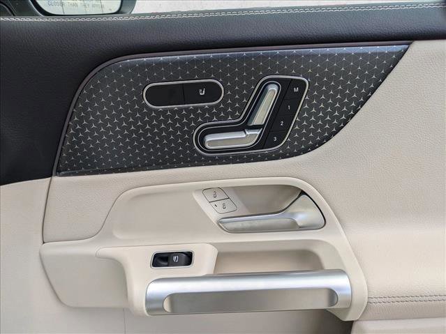 Certified 2025 Mercedes-Benz GLB 250 image 21