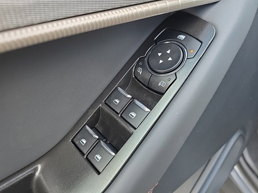 New 2026 Ford Explorer Active image 8