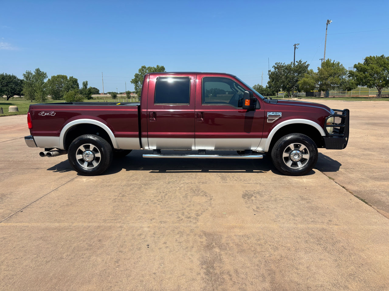 Used 2010 Ford F250 Lariat image 31