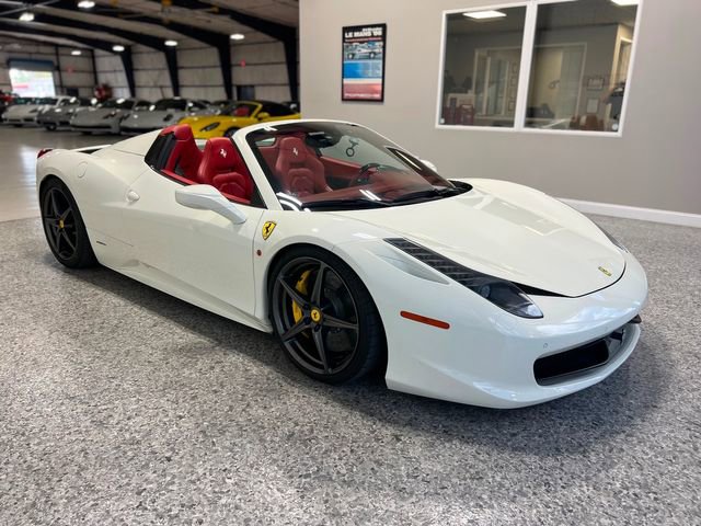 Used 2013 Ferrari 458 Spider image 8