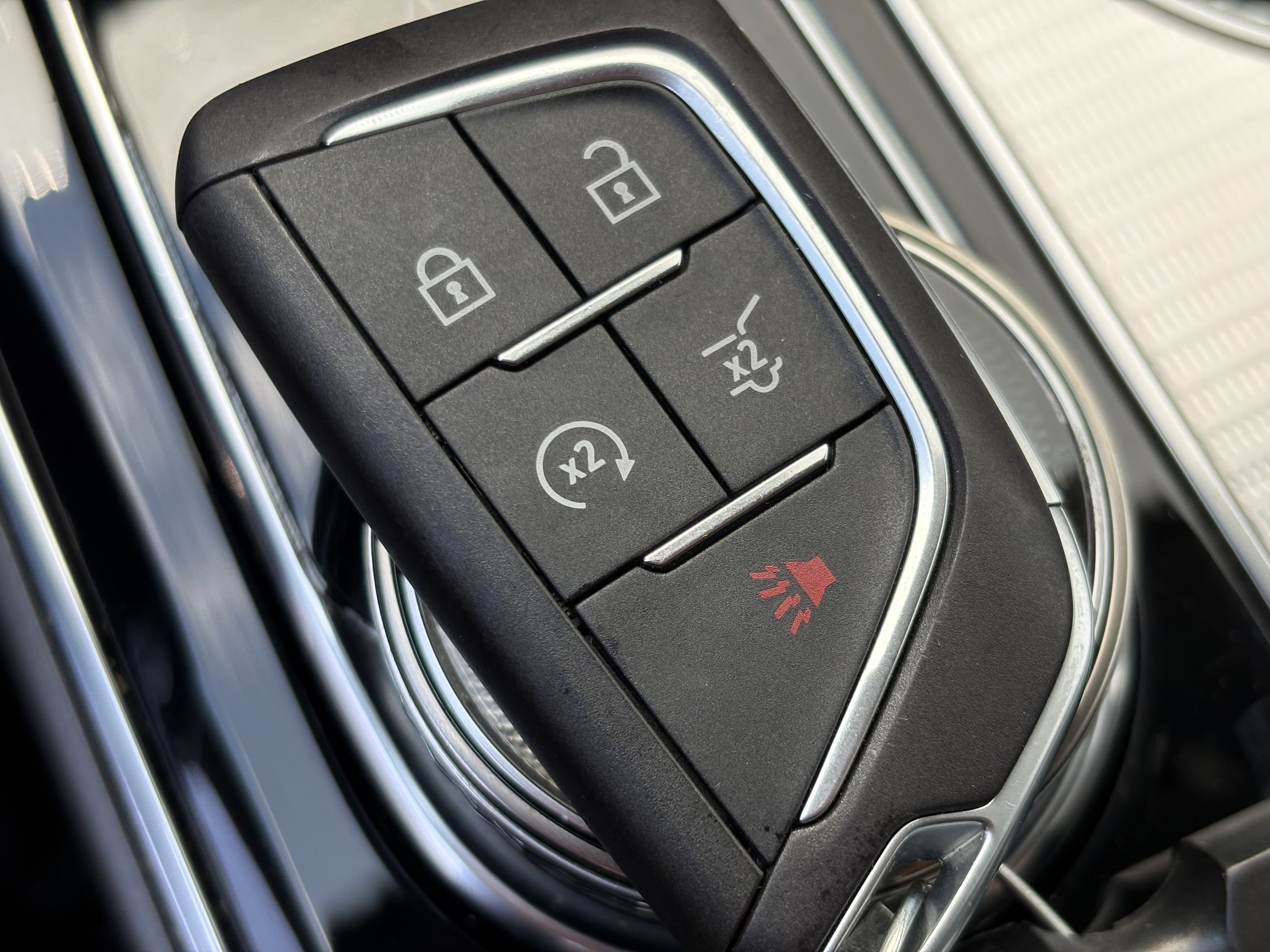 Certified 2024 Cadillac Lyriq Tech w/ LPO, Floor Liner Package AWD/4WD image 31