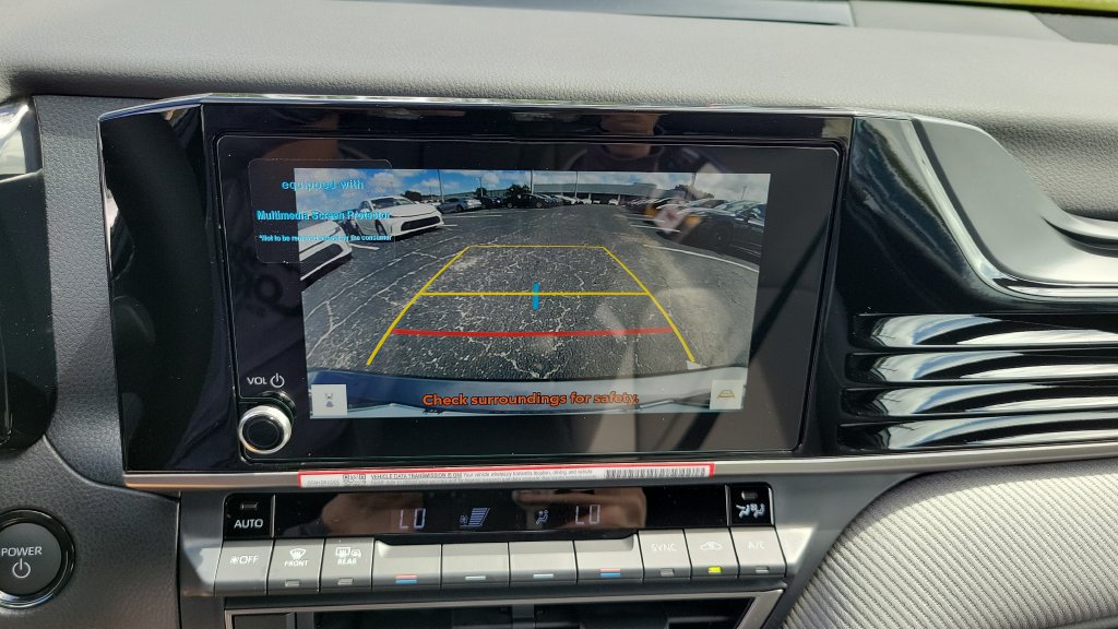 Used 2026 Toyota Camry SE w/ Convenience Package FWD image 18