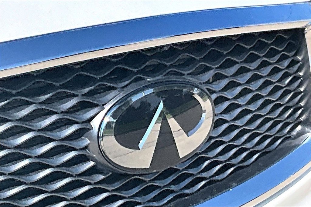 Certified 2023 INFINITI QX50 Sensory AWD/4WD image 11