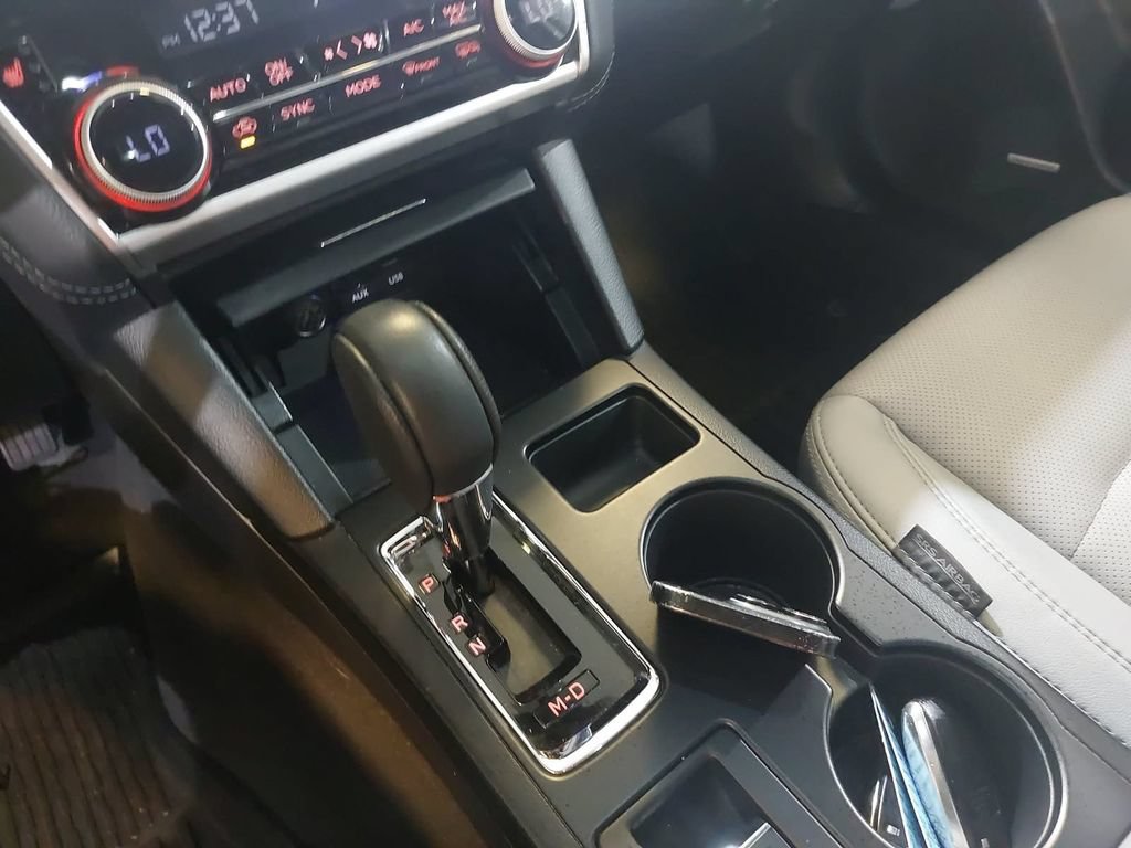 Used 2018 Subaru Outback 2.5i Limited AWD/4WD image 25