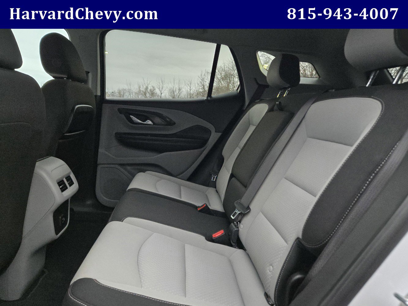Used 2024 GMC Terrain SLE image 26