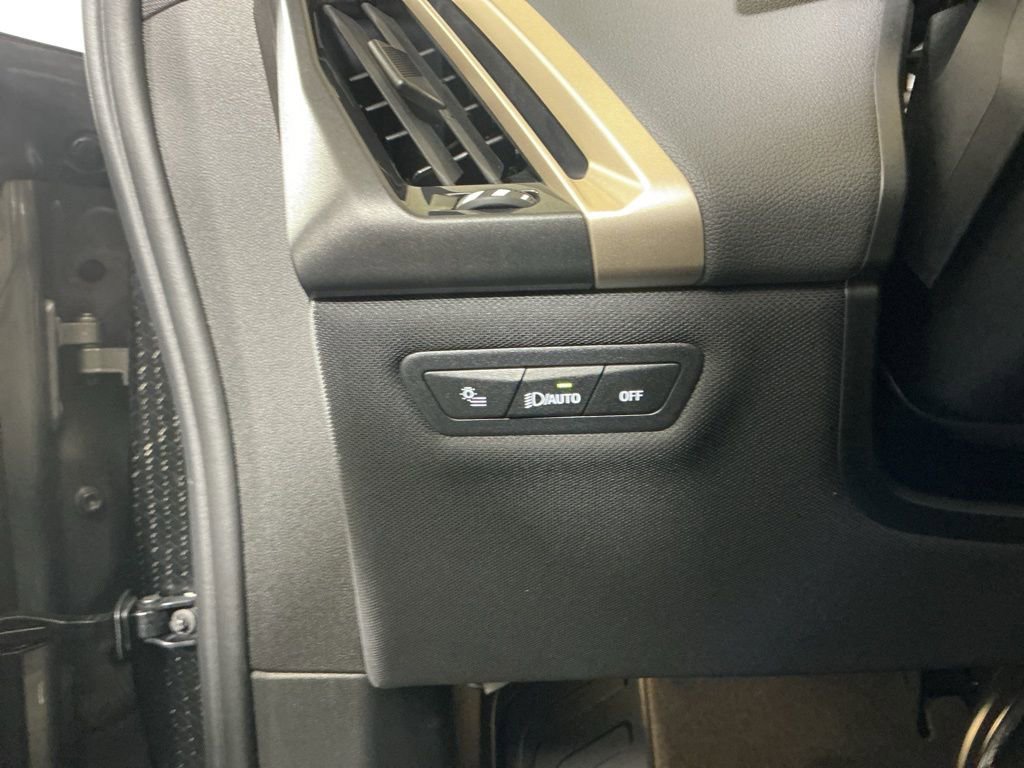 Certified 2023 BMW iX xDrive50 w/ Sport Package image 18