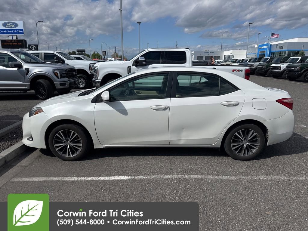 Used 2018 Toyota Corolla LE w/ LE Premium Package FWD image 7