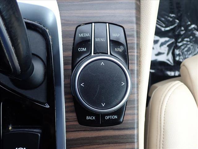 Used 2019 BMW 530e xDrive AWD/4WD image 21