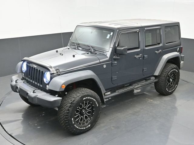 Used 2016 Jeep Wrangler Unlimited Rubicon w/ Connectivity Group image 28