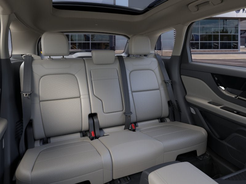 New 2025 Lincoln Corsair AWD w/ Equipment Group 101A image 11