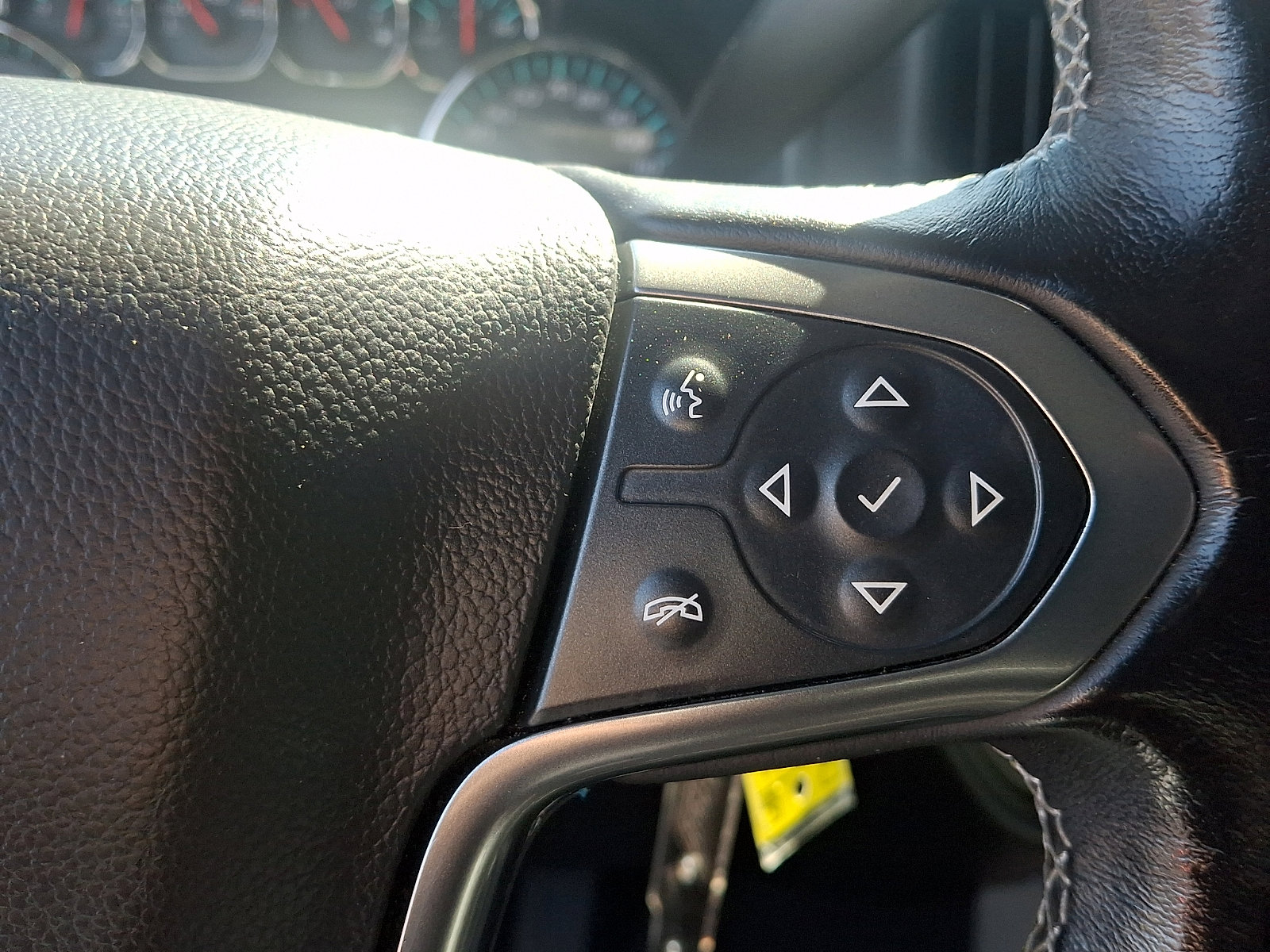 Certified 2018 Chevrolet Silverado 1500 LT w/ All Star Edition AWD/4WD image 24