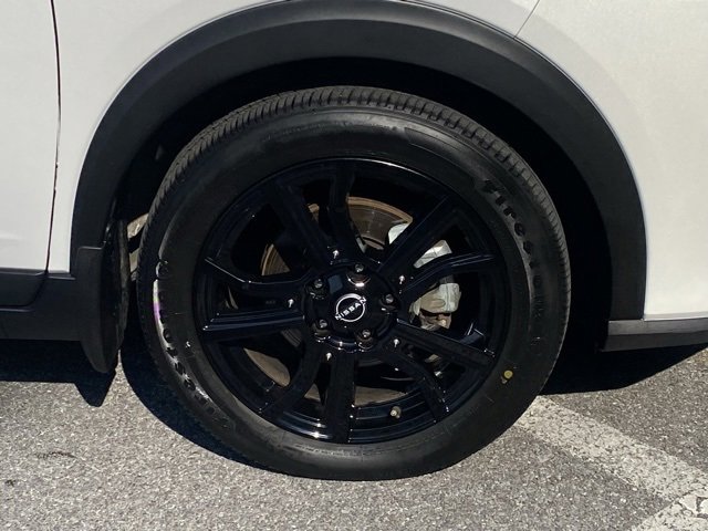 Used 2022 Nissan Kicks SR w/ Premium Package image 11