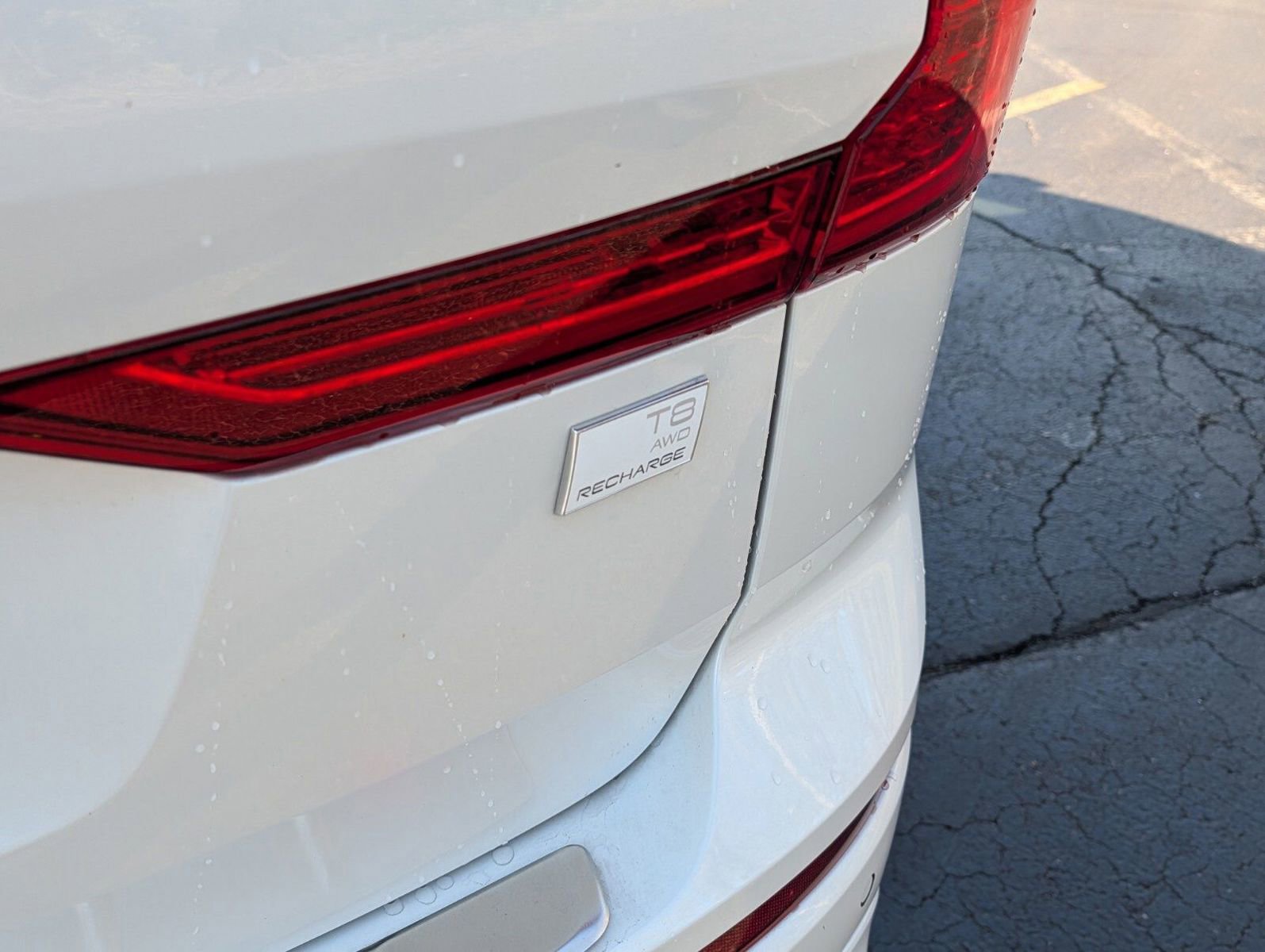 Used 2024 Volvo XC60 T8 Ultimate w/ Protection Package Premier image 15