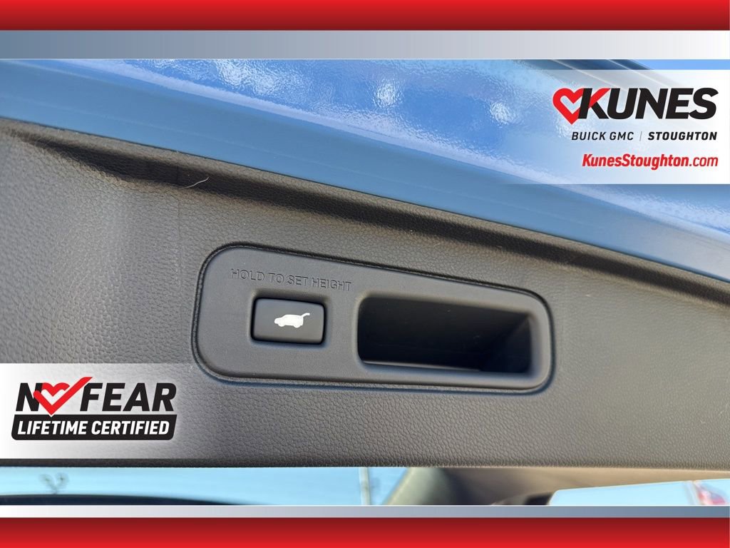 Used 2025 Honda Pilot TrailSport image 49