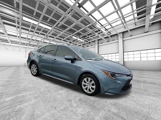 Certified 2021 Toyota Corolla LE video 1