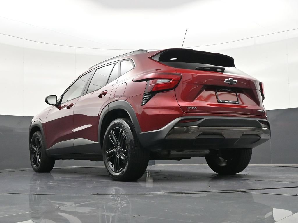 Used 2024 Chevrolet Trax ACTIV FWD image 25