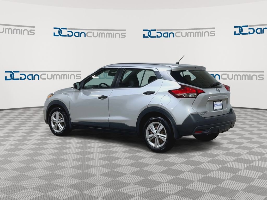 Used 2020 Nissan Kicks S FWD image 7