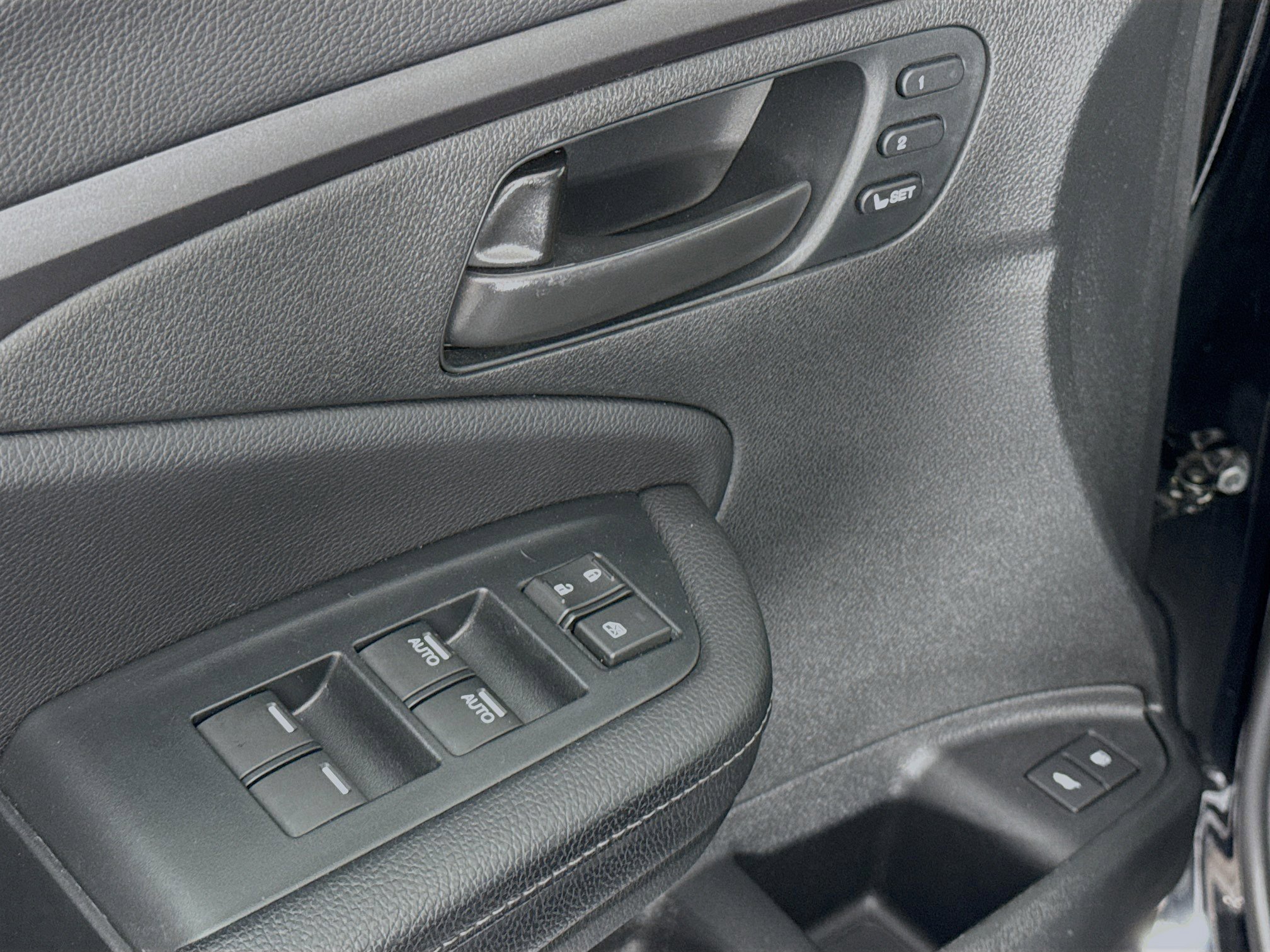 Certified 2023 Honda Passport EX-L image 17