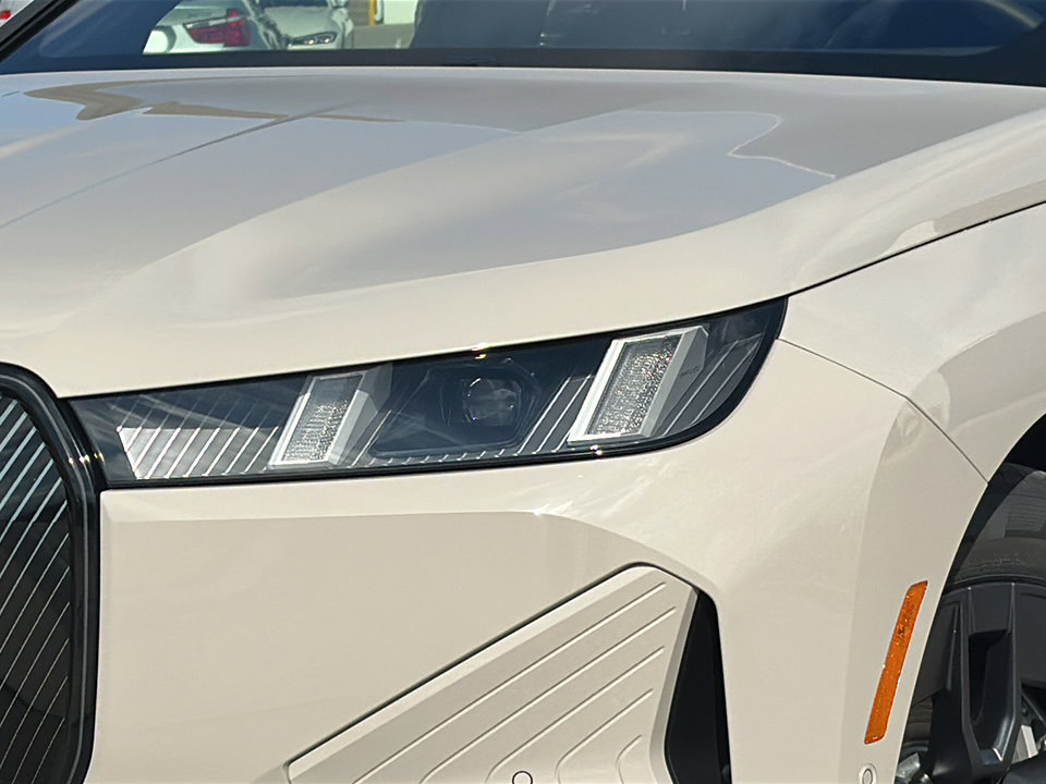 New 2026 BMW iX xDrive45 image 4