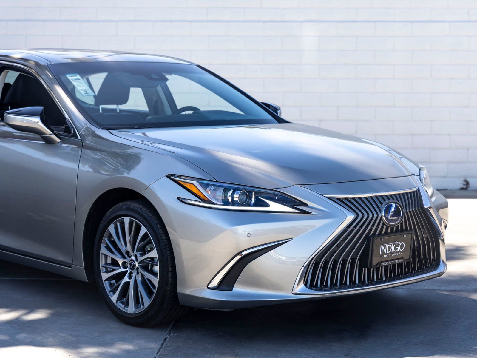 Used 2021 Lexus ES 300h w/ Premium Package image 3