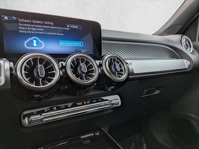 Certified 2025 Mercedes-Benz GLB 250 image 13