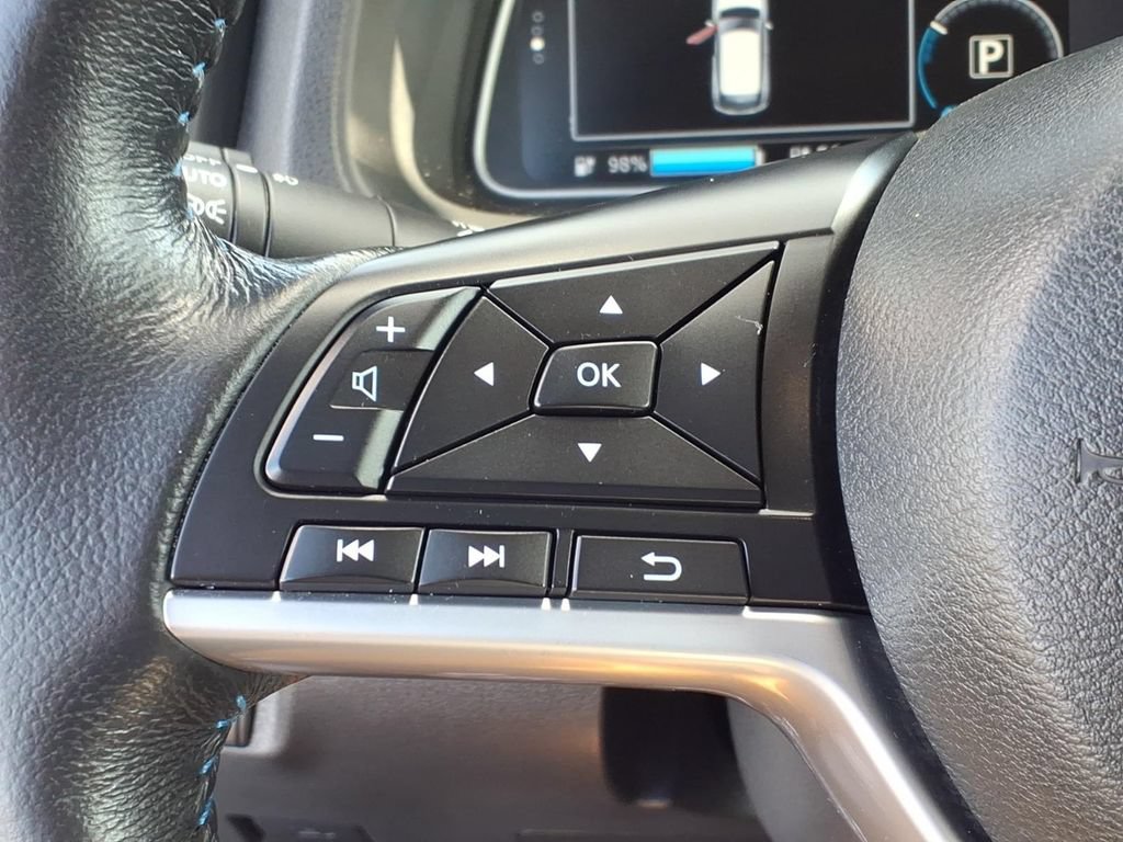Certified 2025 Nissan Leaf SV Plus FWD image 26