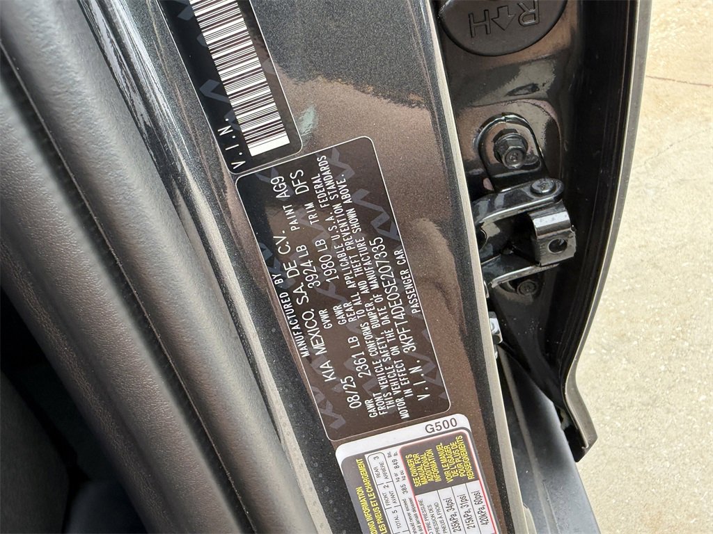 New 2025 Kia K4 LXS image 29