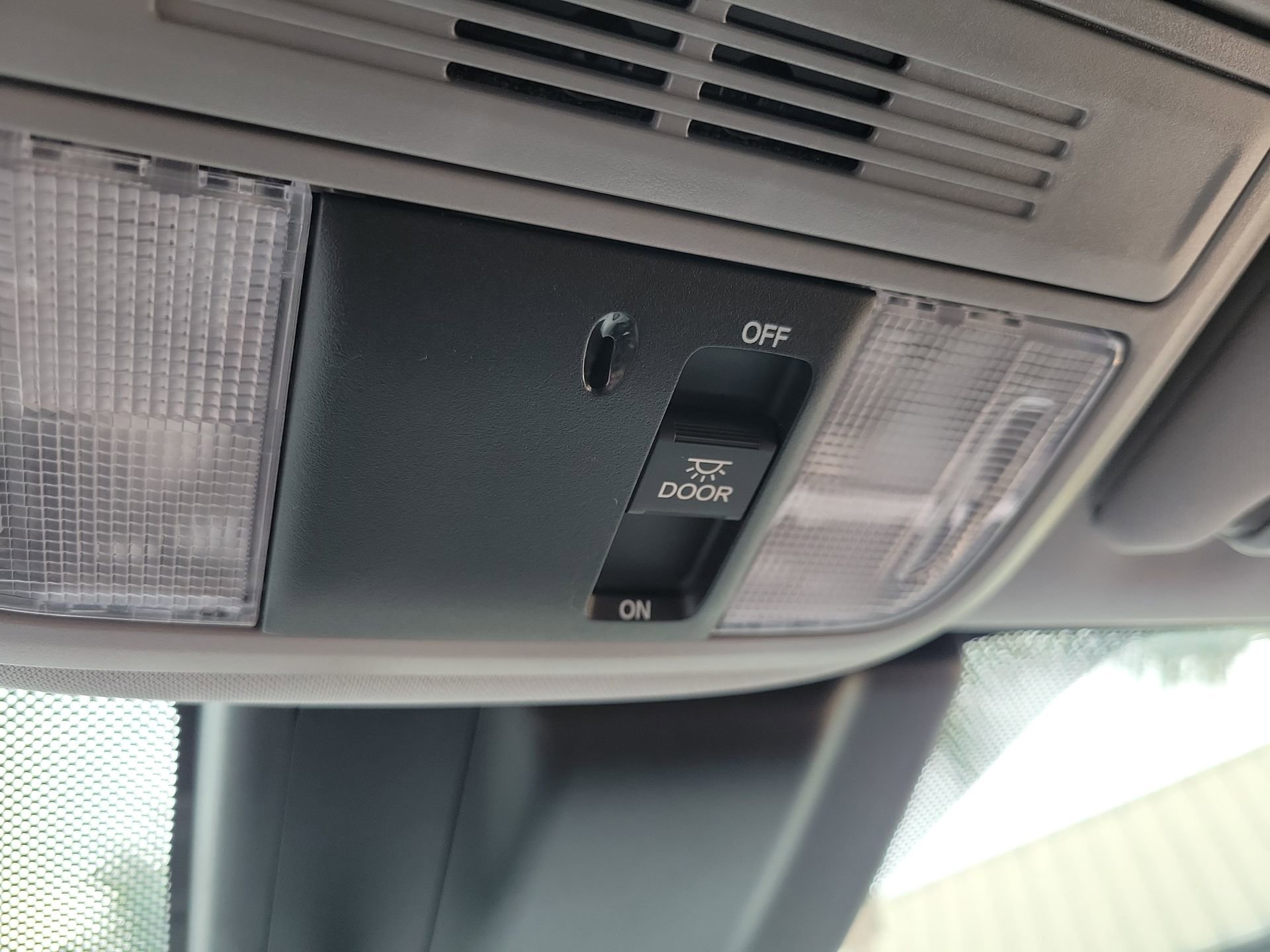 Used 2019 Honda Odyssey EX image 19