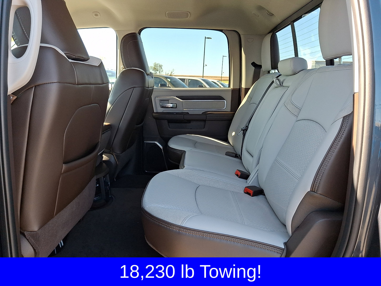 Used 2025 RAM 2500 Laramie w/ Safety Group AWD/4WD image 11