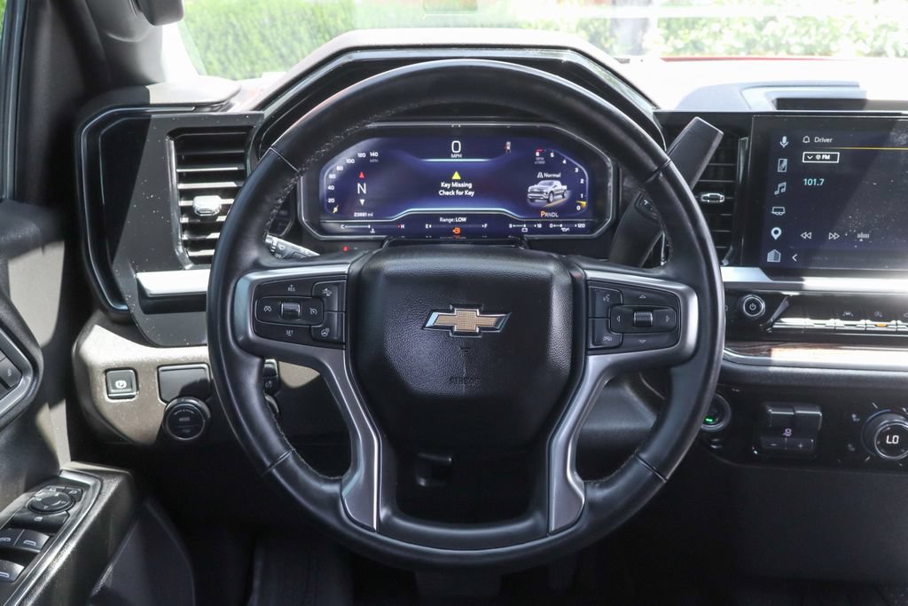 Used 2025 Chevrolet Silverado 1500 LT RWD image 20
