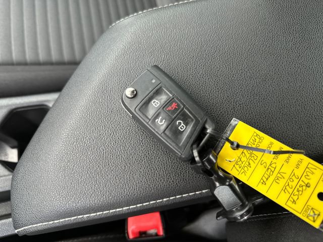 Certified 2024 Volkswagen Jetta S FWD image 37