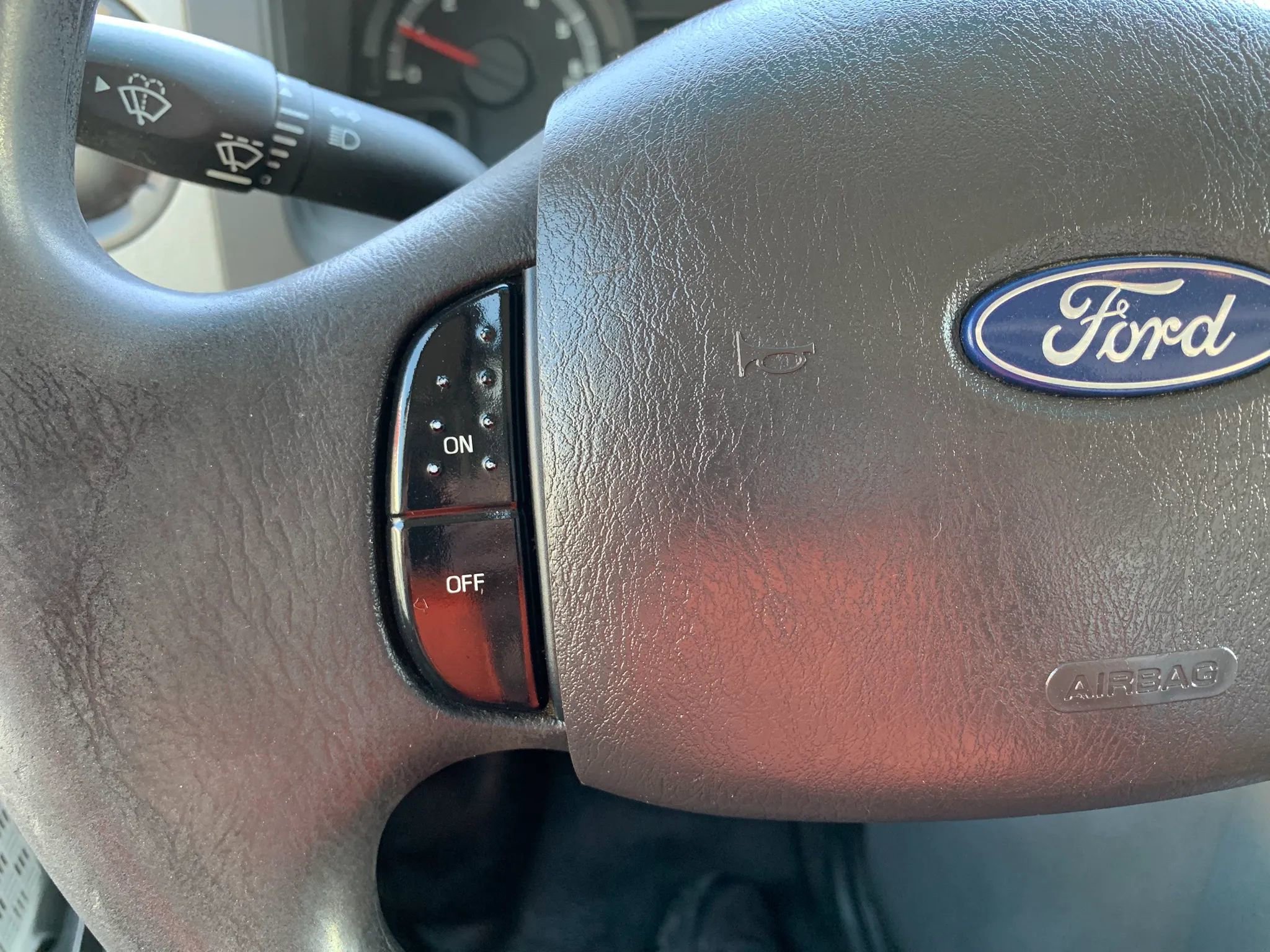 Used 2019 Ford E-350 and Econoline 350 Super Duty RWD image 14