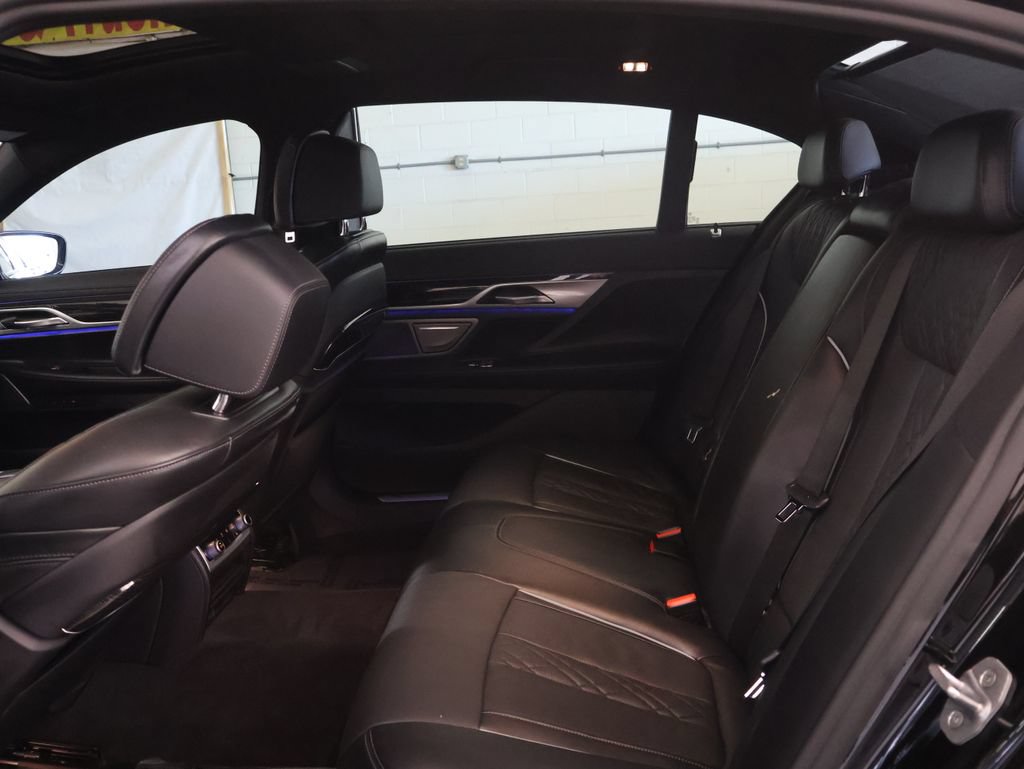 Used 2021 BMW 740i xDrive w/ M Sport Package AWD/4WD image 14
