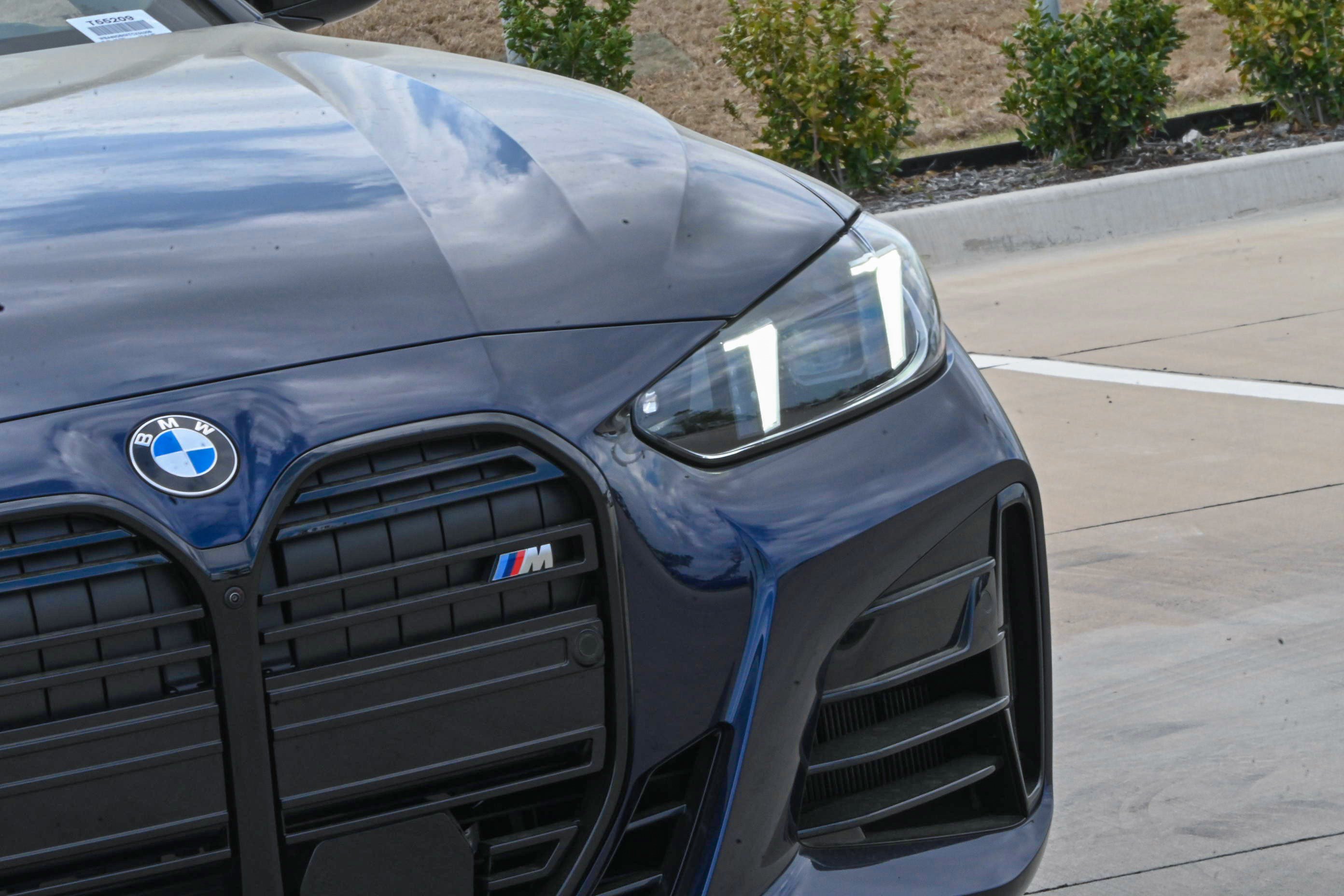 New 2026 BMW M440i Convertible RWD image 9