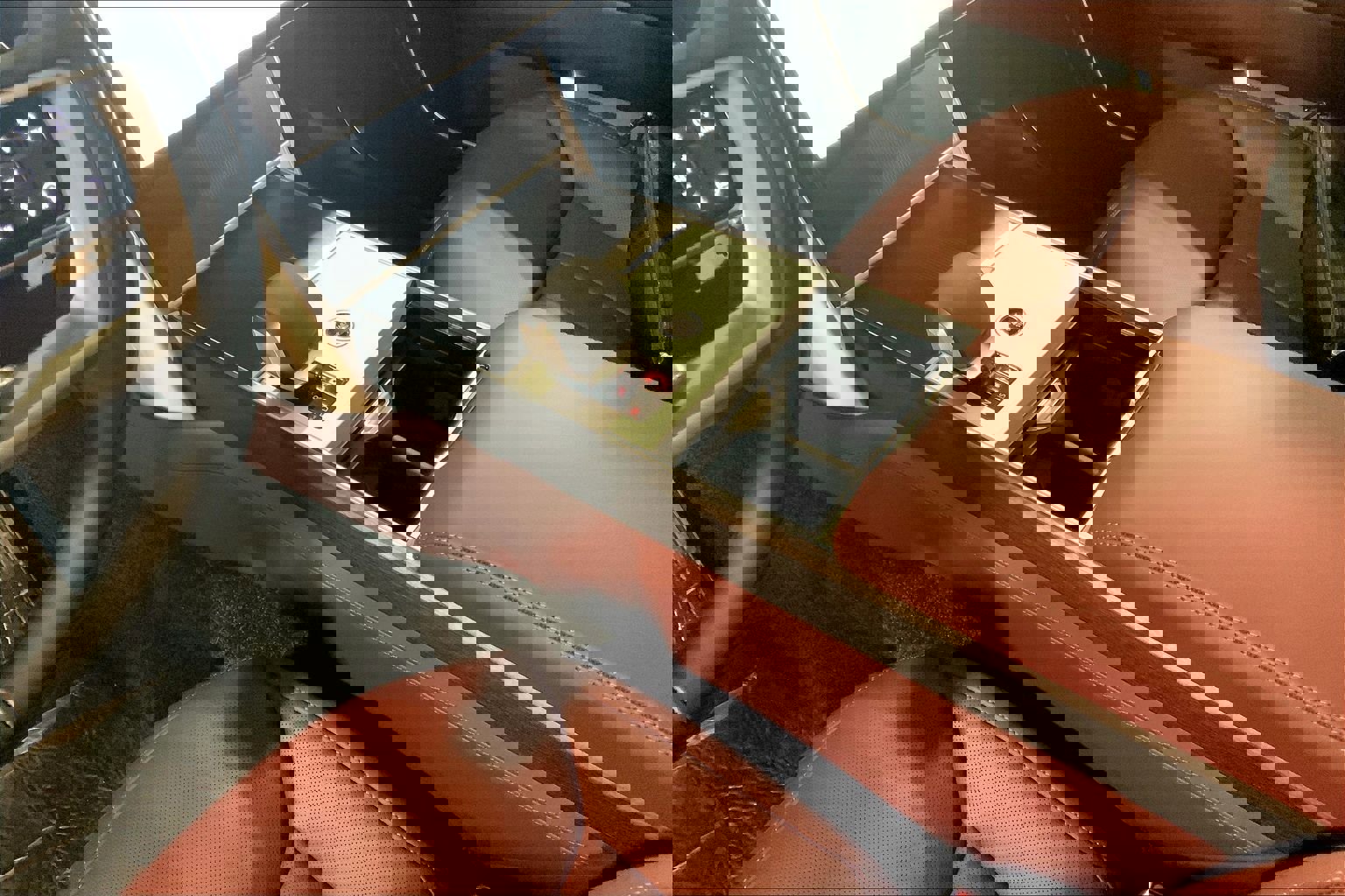 New 2026 Land Rover Range Rover Long Wheelbase Autobiography image 7