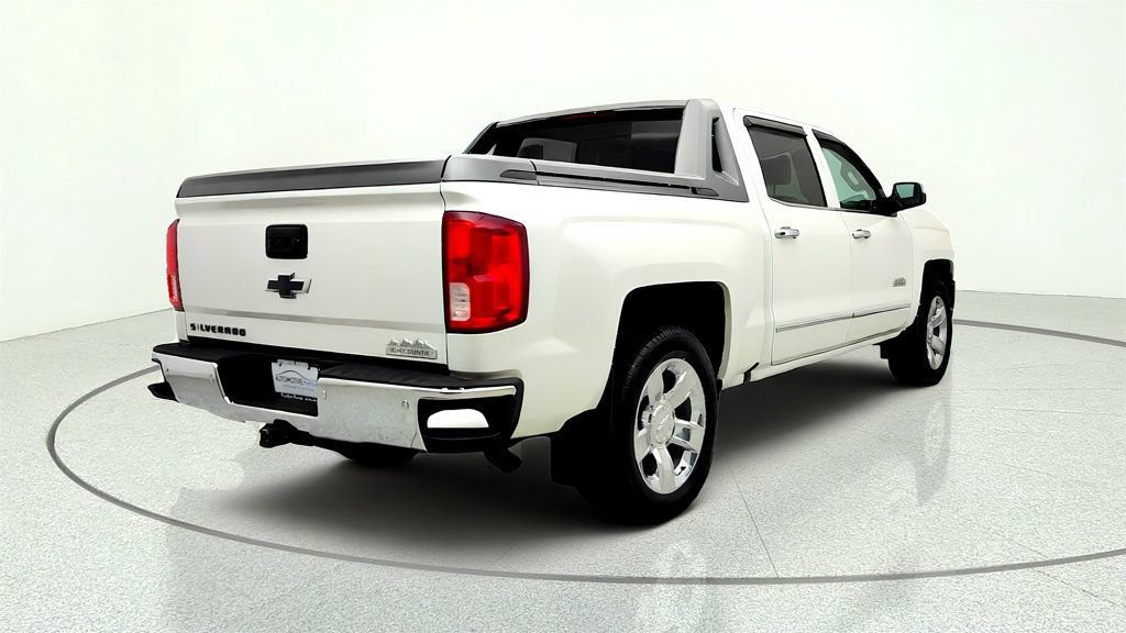 Used 2017 Chevrolet Silverado 1500 LTZ w/ High Desert Package AWD/4WD image 5