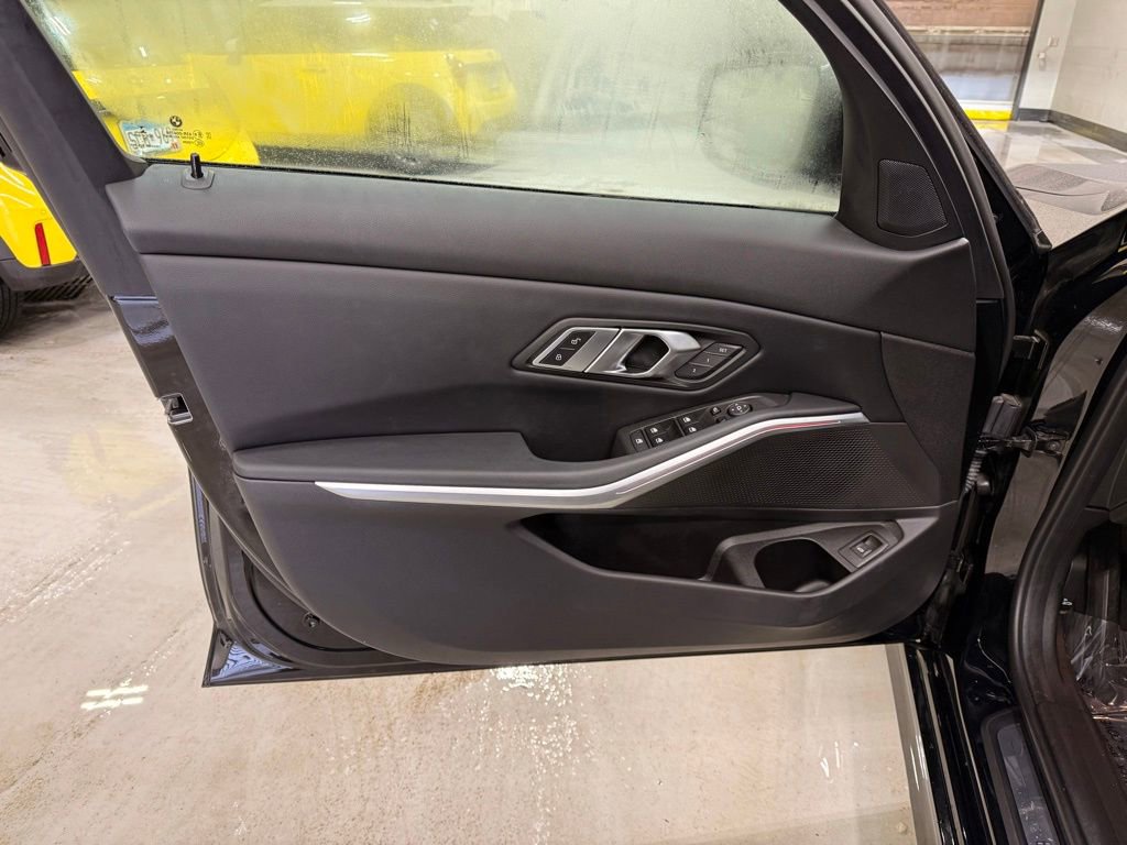 Used 2023 BMW 330i xDrive 330i xDrive image 10