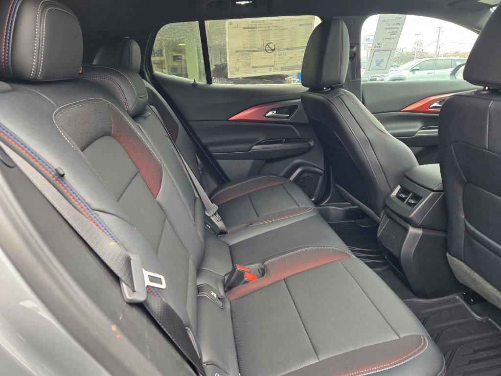 New 2026 Chevrolet Equinox EV RS image 9