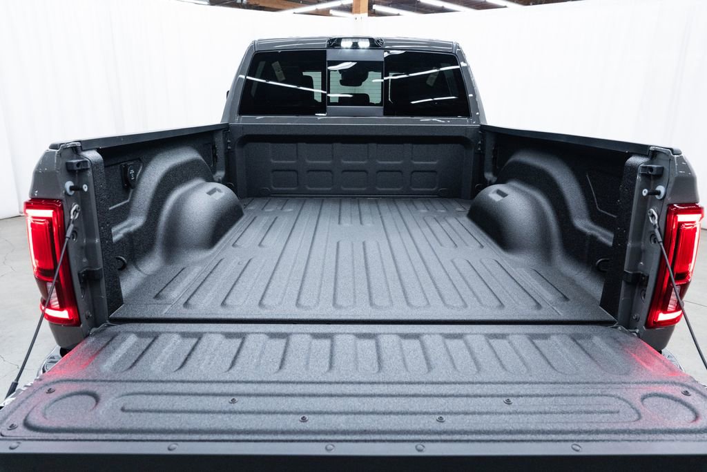 New 2026 RAM 2500 Laramie w/ Night Edition image 8