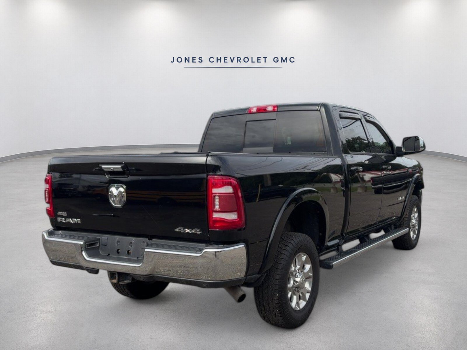 Used 2022 RAM 2500 Laramie AWD/4WD image 4