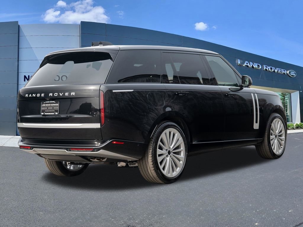 New 2026 Land Rover Range Rover Long Wheelbase Autobiography image 4