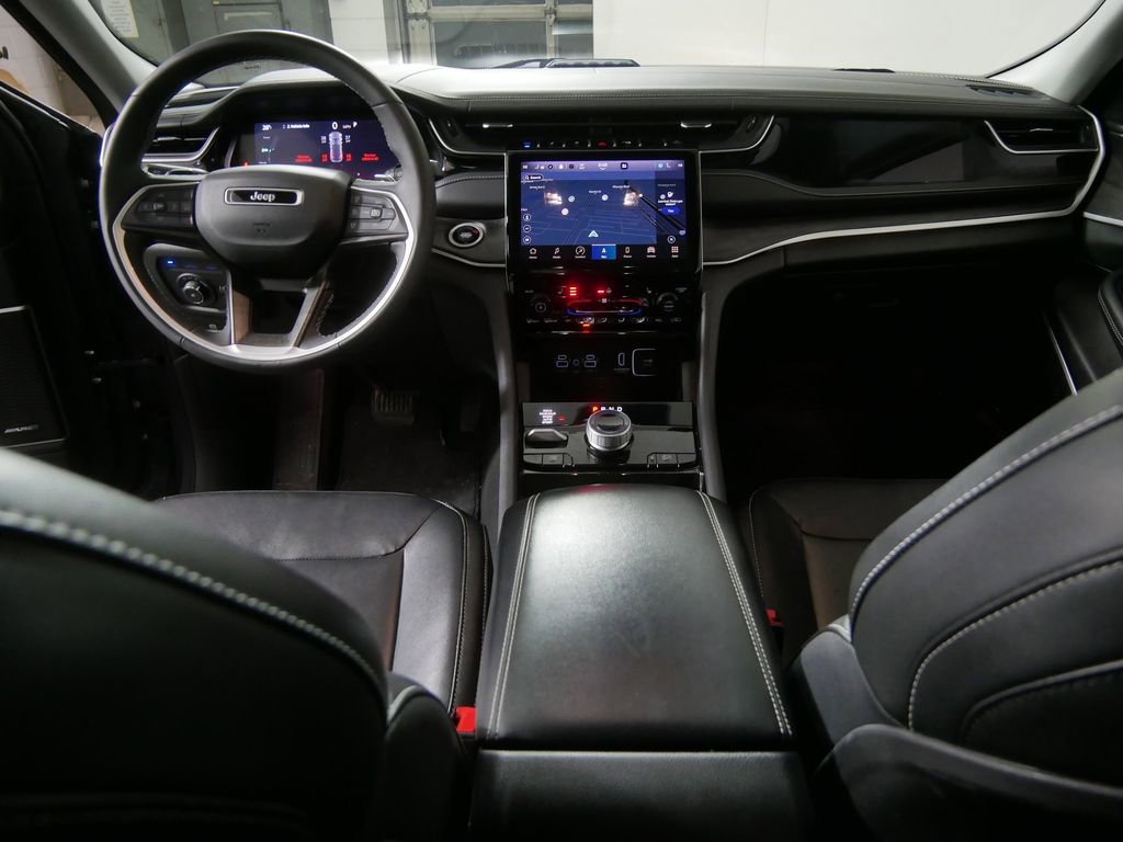 Used 2022 Jeep Grand Cherokee Limited 4xe image 21